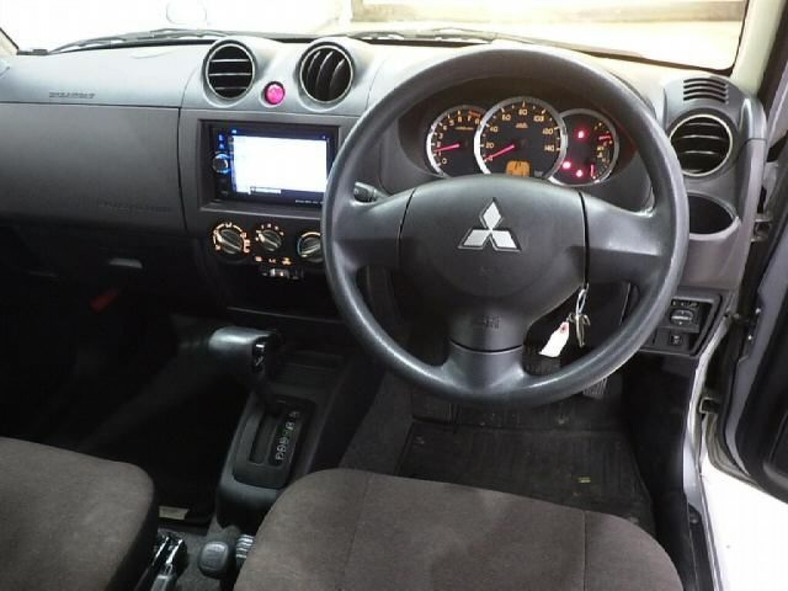 Mitsubishi Pajero Mini 2010