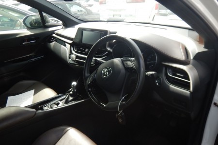 Toyota C-HR 2016